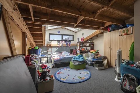 Building Photo - 1703 Darrow Ave