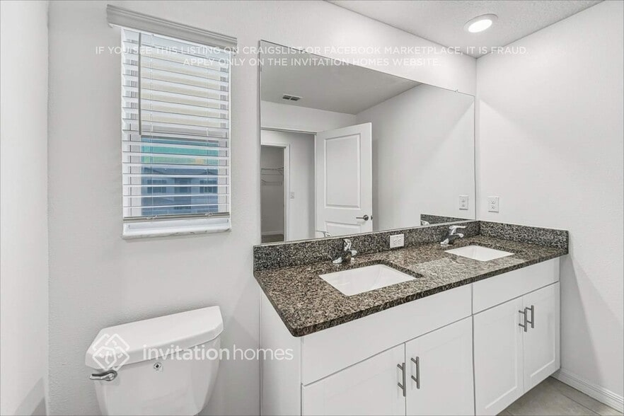 Building Photo - 8271 Birch Hvn Ln
