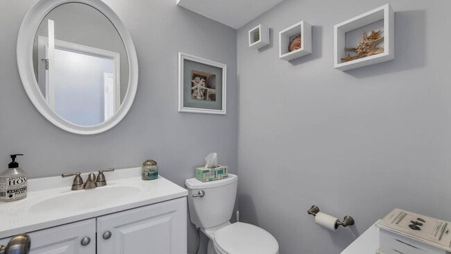 Building Photo - 216 Coldspring Ct