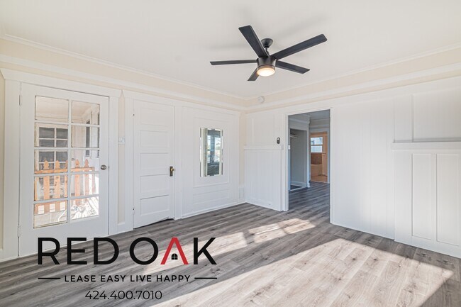 Building Photo - 4626 Wall St