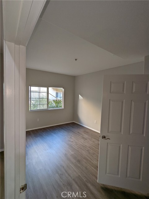Building Photo - 1215 E San Antonio Dr