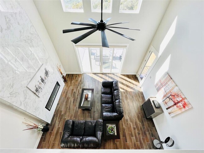 Building Photo - 8504 Pine Muhly Dr