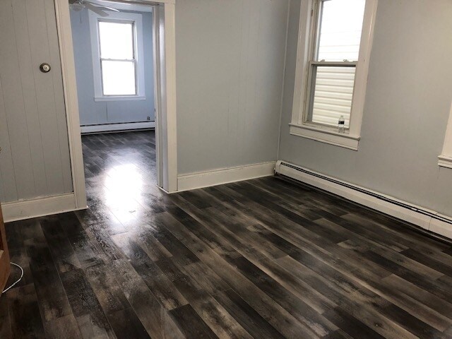 Building Photo - 621 Marshall St