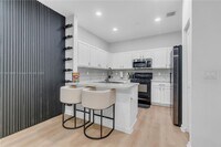Building Photo - 3529 NW 29th Pl
