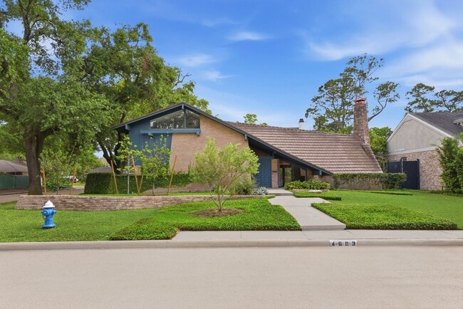 Building Photo - 4603 Ivanhoe St