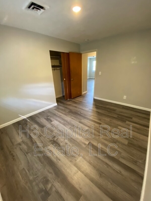 Building Photo - 17 N 44th St