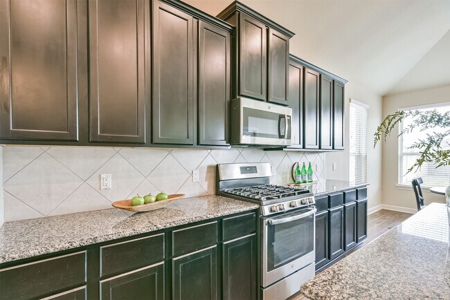 Building Photo - 12617 White Cove Dr