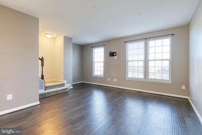 Building Photo - 7635 Telamon Wy