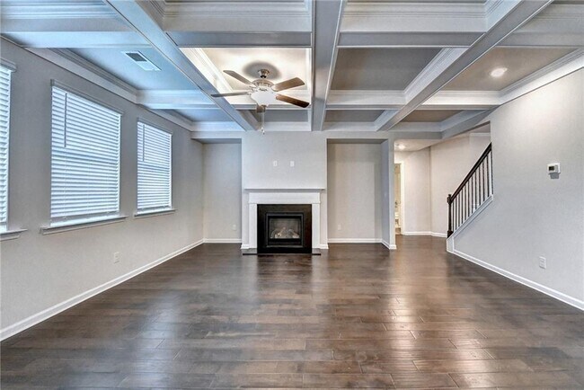 Building Photo - 354 Paxton LN
