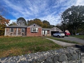 Building Photo - 1823 Meridian St