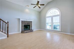 Building Photo - 544 Lake Forest Dr