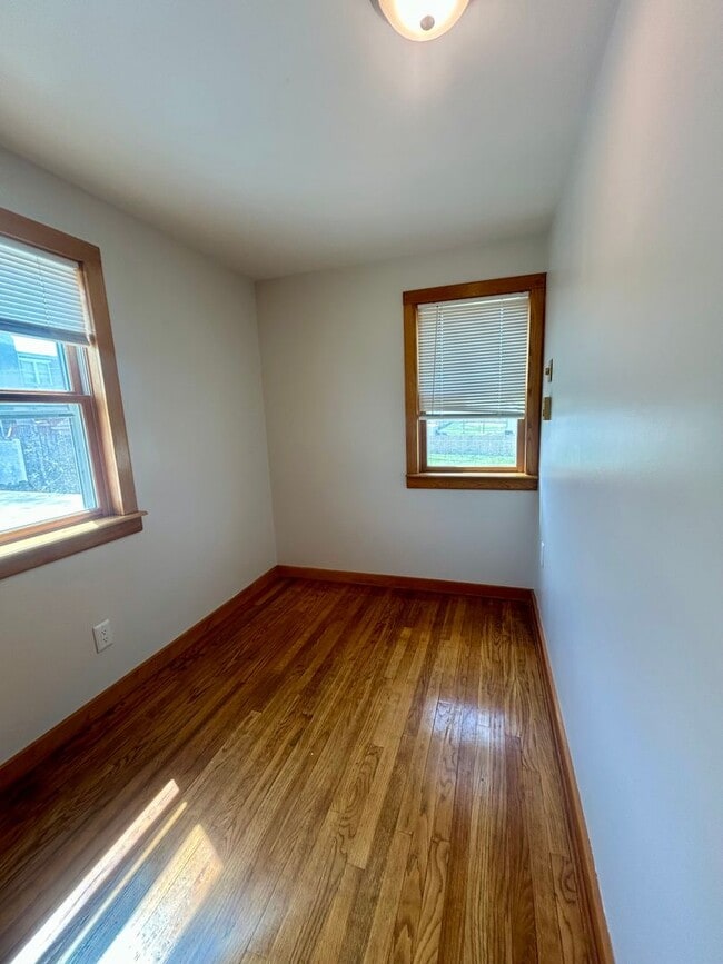 Building Photo - Fabulous 3 bedroom in York.