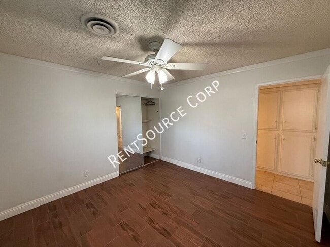 Building Photo - 2522 Marcella St