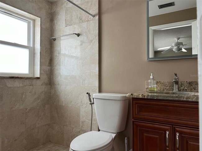 Building Photo - 3270 Causeway Dr