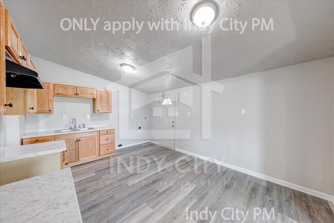 Building Photo - 1218 Cameron St