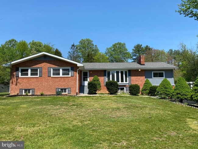 Primary Photo - 5072 Rock Springs Rd