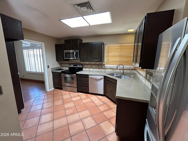 Building Photo - 7511 W Kimberly Way