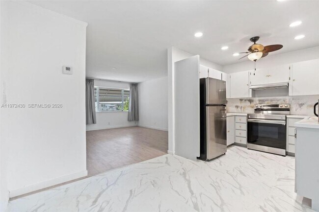 Building Photo - 710 NW 65th Terrace