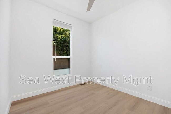 Building Photo - 767 Del Riego Ave