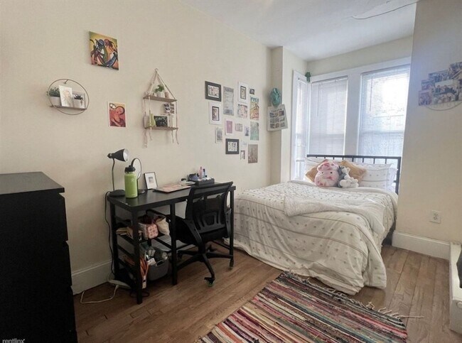 Building Photo - 233 Northampton St