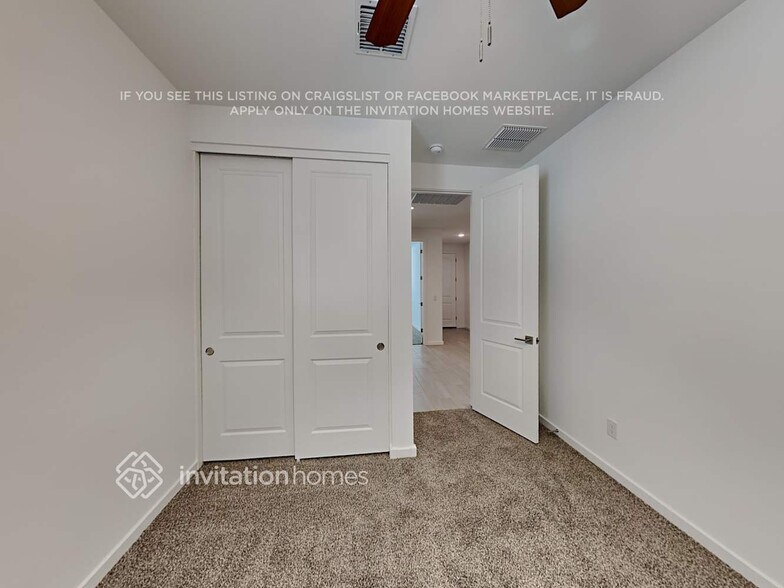 Building Photo - 17692 W Fetlock Trail
