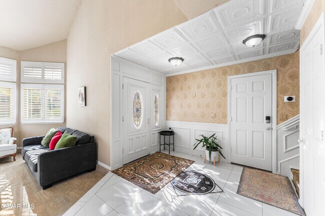 Building Photo - 5641 Hickory St