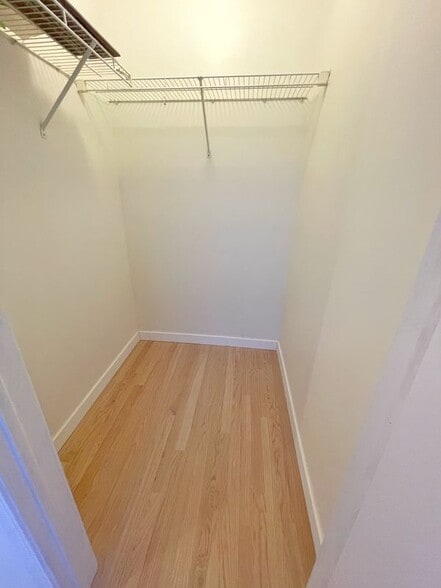 Building Photo - 516 S Campbell Ave