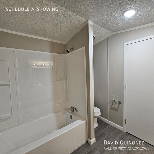 Building Photo - 5514 Kelso-