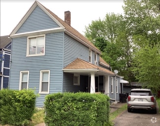 Building Photo - 1337 E 68th St