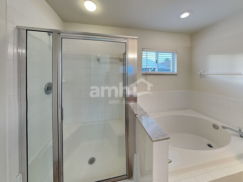 Building Photo - 12715 Early Run Ln