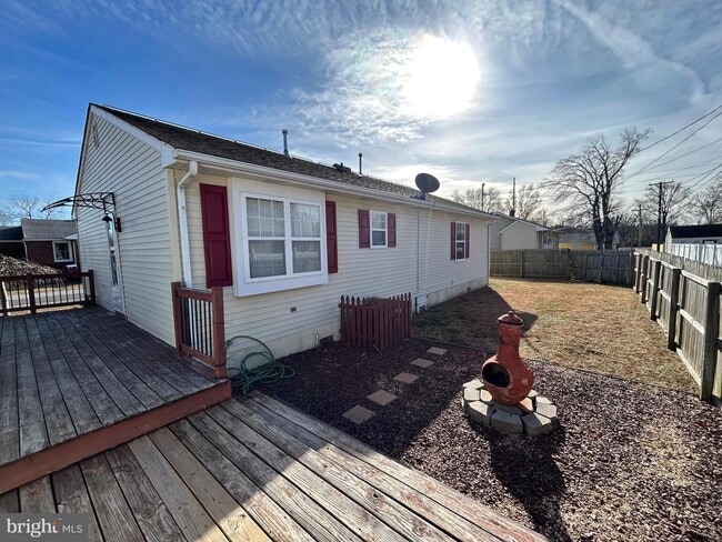 Building Photo - 254 G St