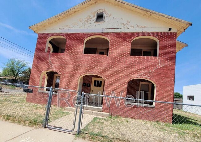 Building Photo - 1620 Avenue M - C