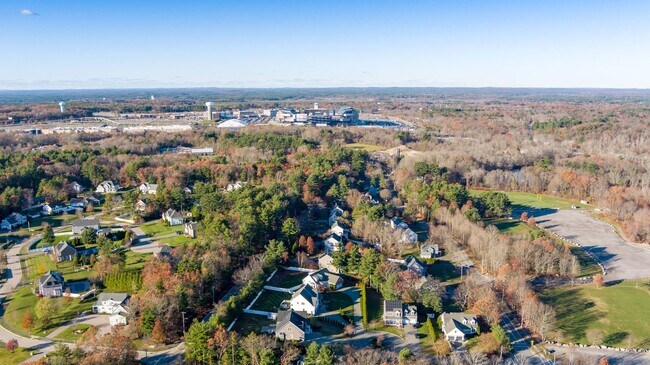 Building Photo - 5 Neff Dr