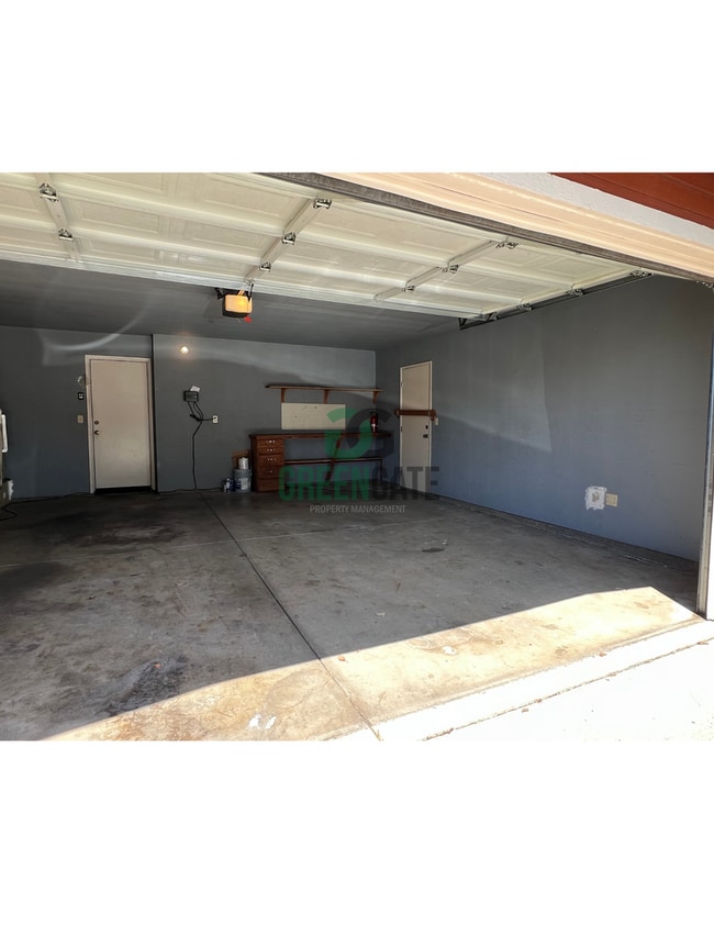 Building Photo - 3901 Setrok Ct