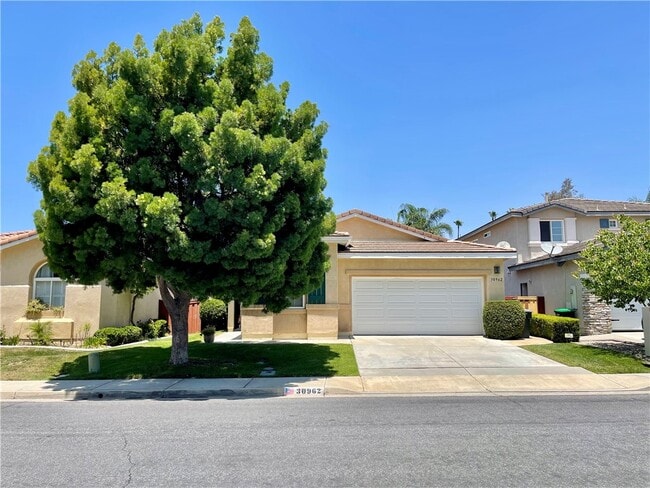 Building Photo - 30962 Crystalaire Dr