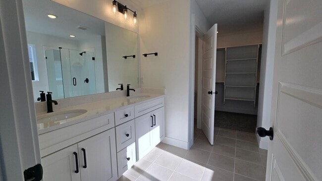 Building Photo - 1017 N 3620 W