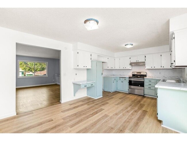 Building Photo - 88 108th Ave NW