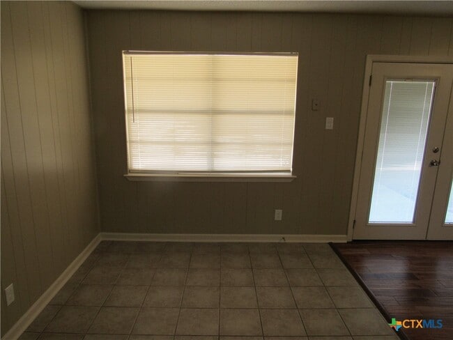 Building Photo - 1603 S 2nd St