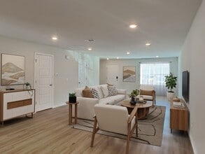 Building Photo - 34 Brown Thrasher Ct