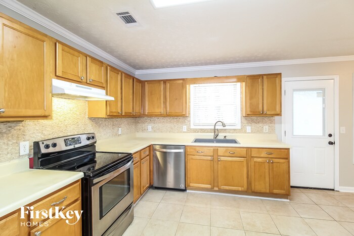 Building Photo - 3215 Wrenwood Ct