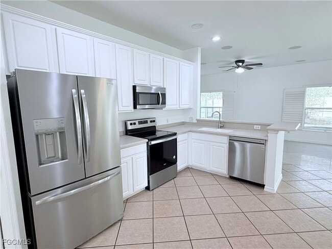 Building Photo - 8258 Silver Birch Way