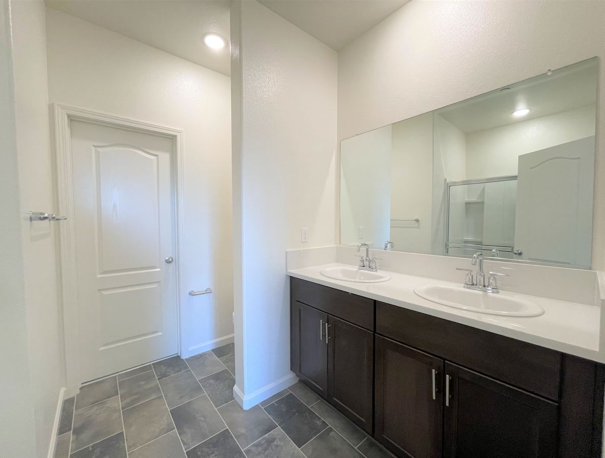 Building Photo - 4211 Candle Ct