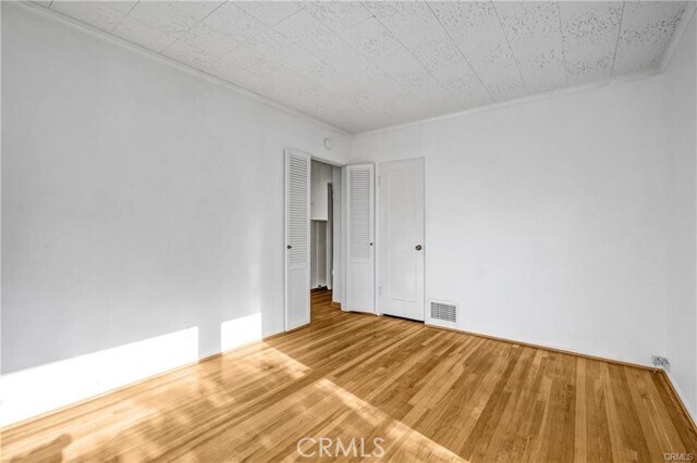 Building Photo - 2007 Glenneyre St