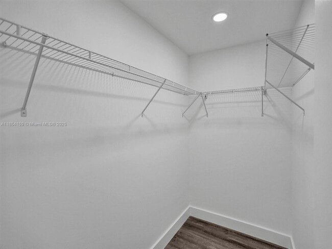 Building Photo - 8906 SW 5th Ln