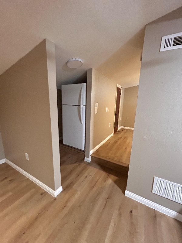 Building Photo - 1388 Hartsdale Dr