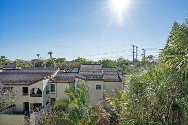 Building Photo - 9040 SW 125th Ave