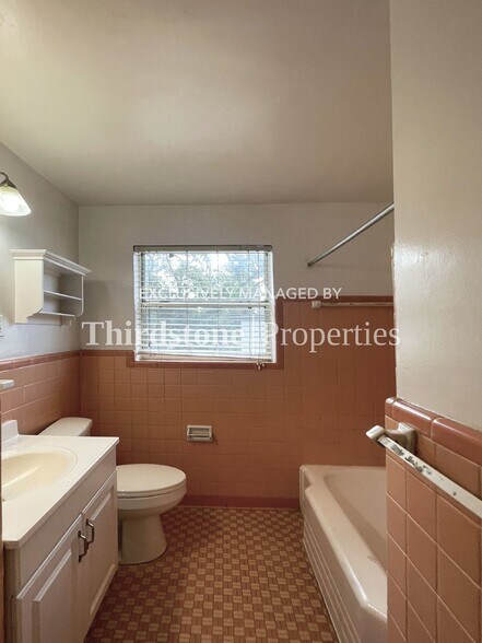 Building Photo - 3159 Belden St