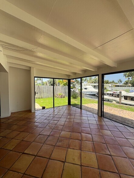 Building Photo - 2678 Key Largo Ln