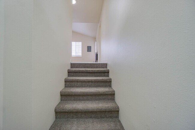 Interior Photo - Park Crest Townhomes