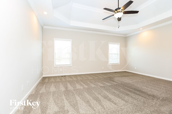 Building Photo - 1594 Raven Rd